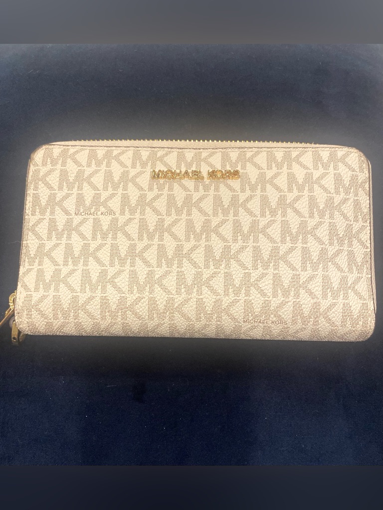 Michael Kors Vanilla Cream Mk Logo Zip Around Wallet With Gold Hardware